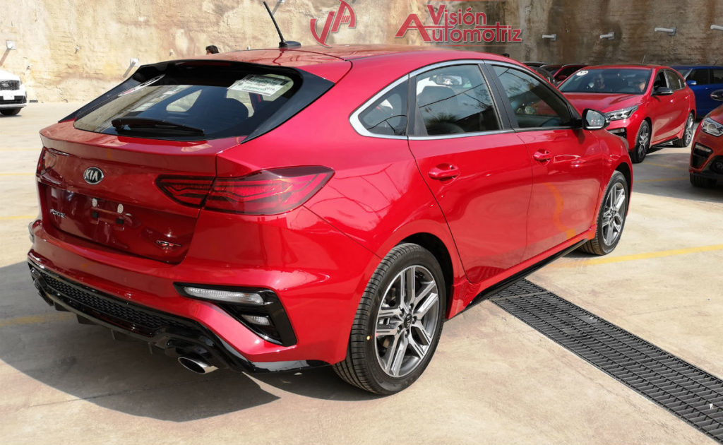 Vision Automotriz Â» Blog Archive Â» KIA Forte Hatchback GT, potente
